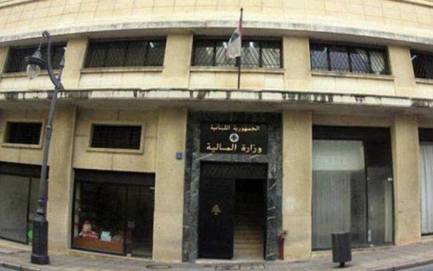 العجز في الموازنة قد يتجاوز الـ10 الاف مليار ليرة في العام 2018