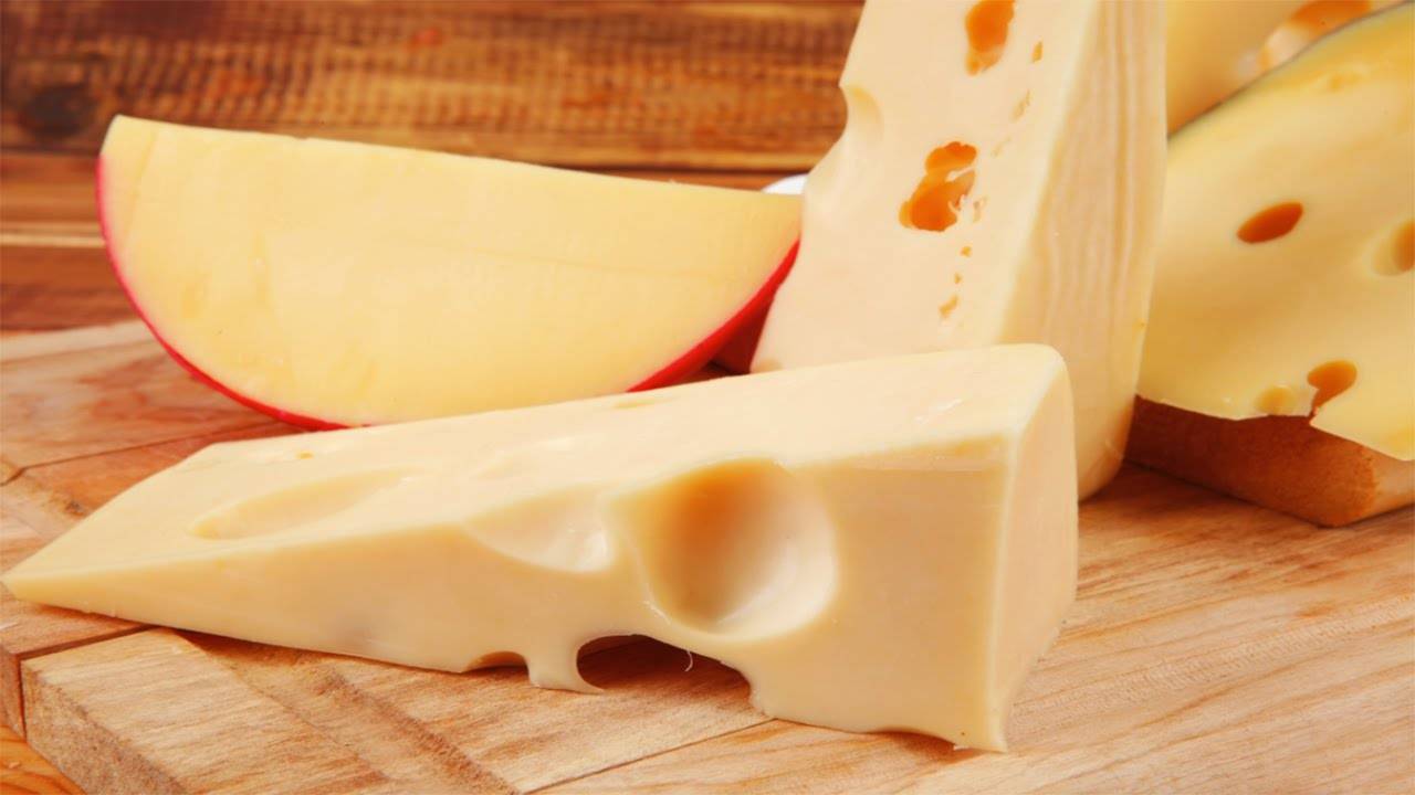 8 فوائد صحية لتناول الجبن.. تعرف عليها