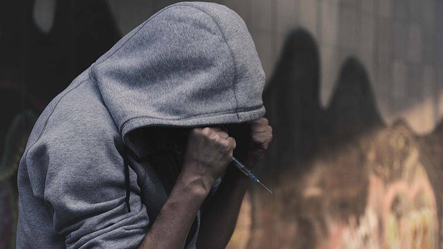إيران.. 70 بالمئة من المسجونين متورطين بالمخدرات
