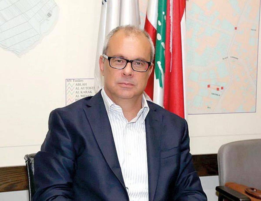 نكد بعد لقائه ابي خليل: ندرس القانون ونحاول فتح صفحة جديدة