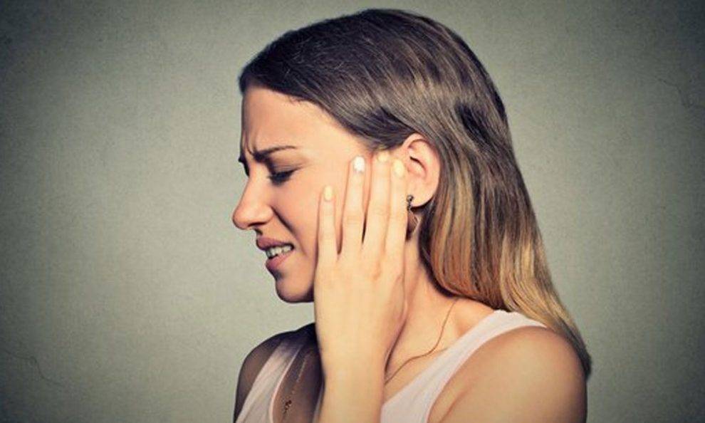 5 عادات تضر الاذن احذريها
