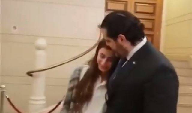 بالفيديو... فتاة تدخل البرلمان لـ