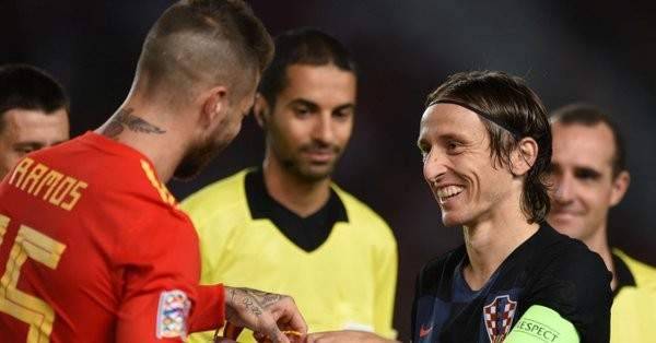 مودريتش يأخذ طرفا في اشكالية لوفرين وراموس