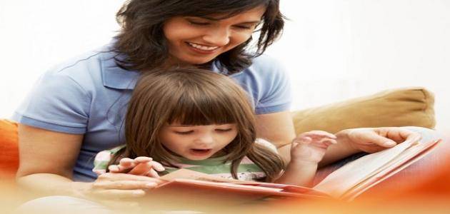 كيف تتعاملين مع طفلك عندما يرفض الدرس؟
