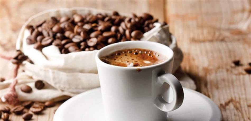 فنجان قهوة يومياً يطيلُ العمر!