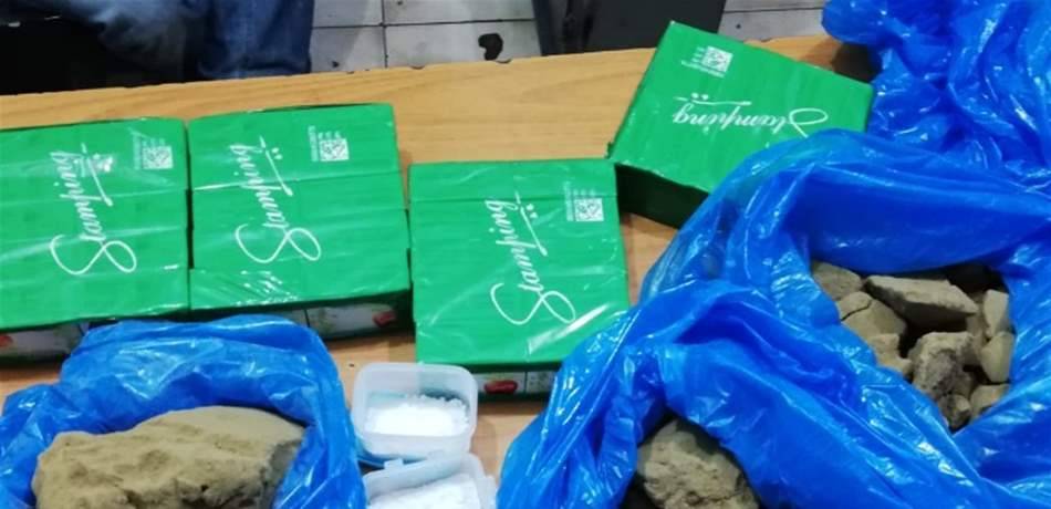 باز كوكايين وحشيشة كيف وحبوب مخدّرة.. عند حاجز ضهر البيدر