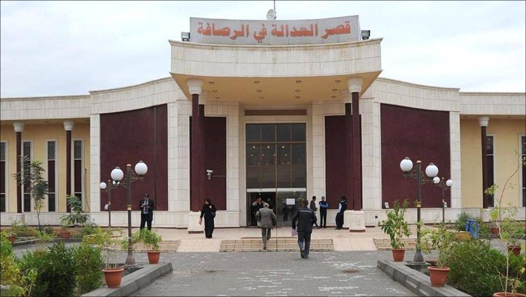 غرق الأموال بالعراق.. القضاء على الخط والصدر يتوعد