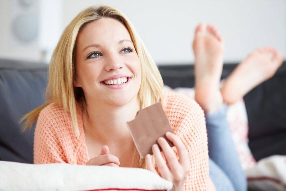 ما تفعله الشوكولاتة بجسد المرأة