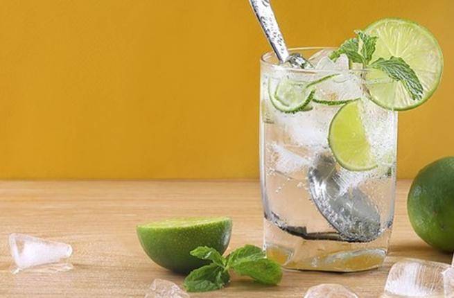 4 طرق لاستخدام الليمون لتخفيف الوزن