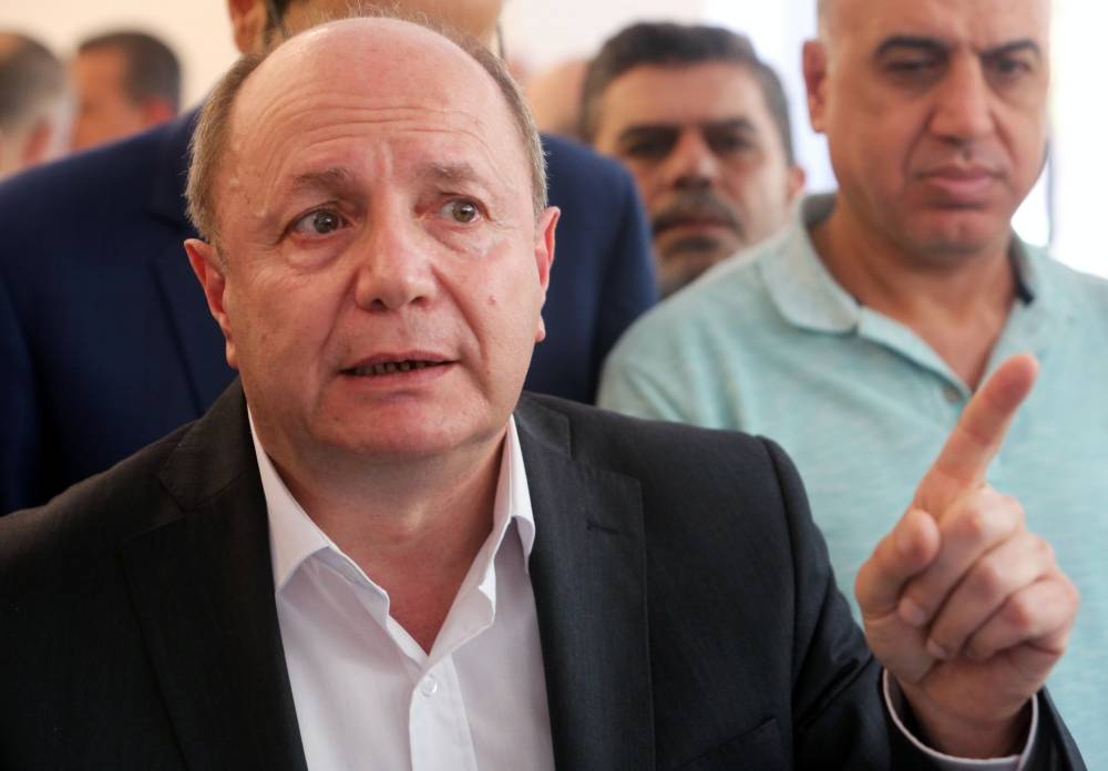 الأسمر: أي طرح يمس بالسلسلة سنواجهه فورا بالنزول إلى الشارع