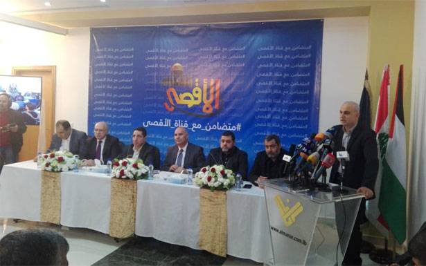 لقاء تضامني مع قناة «الأقصى» في تلفزيون «المنار»

الحاج حسن : الشرعيّة الحقيقيّة تستمدّ من المقاومة