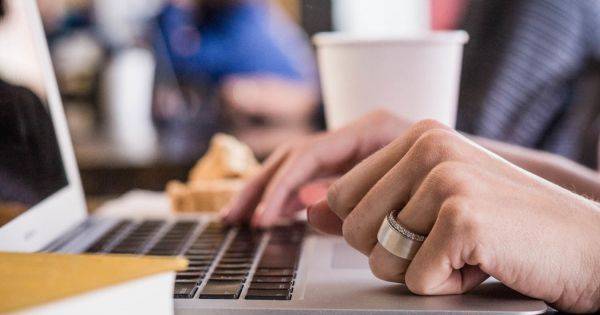 خاتم "توكن" الذكي الجديد بديلًا للمفاتيح وبطاقات الائتمان
