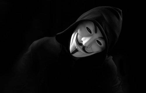 هاكر يهدد: سأحذف صفحة مارك زوكربيرغ من فيسبوك في بث مباشر يوم الأحد