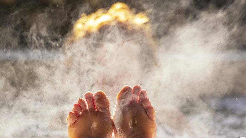 بعيداً من الاسترخاء... اليكم فوائد الاستحمام بالماء الساخن