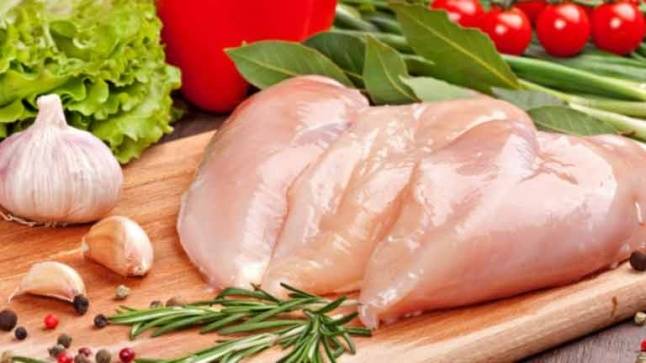 أسهل وأفضل طريقة للتخلص من رائحة زفر الدجاج نهائياً