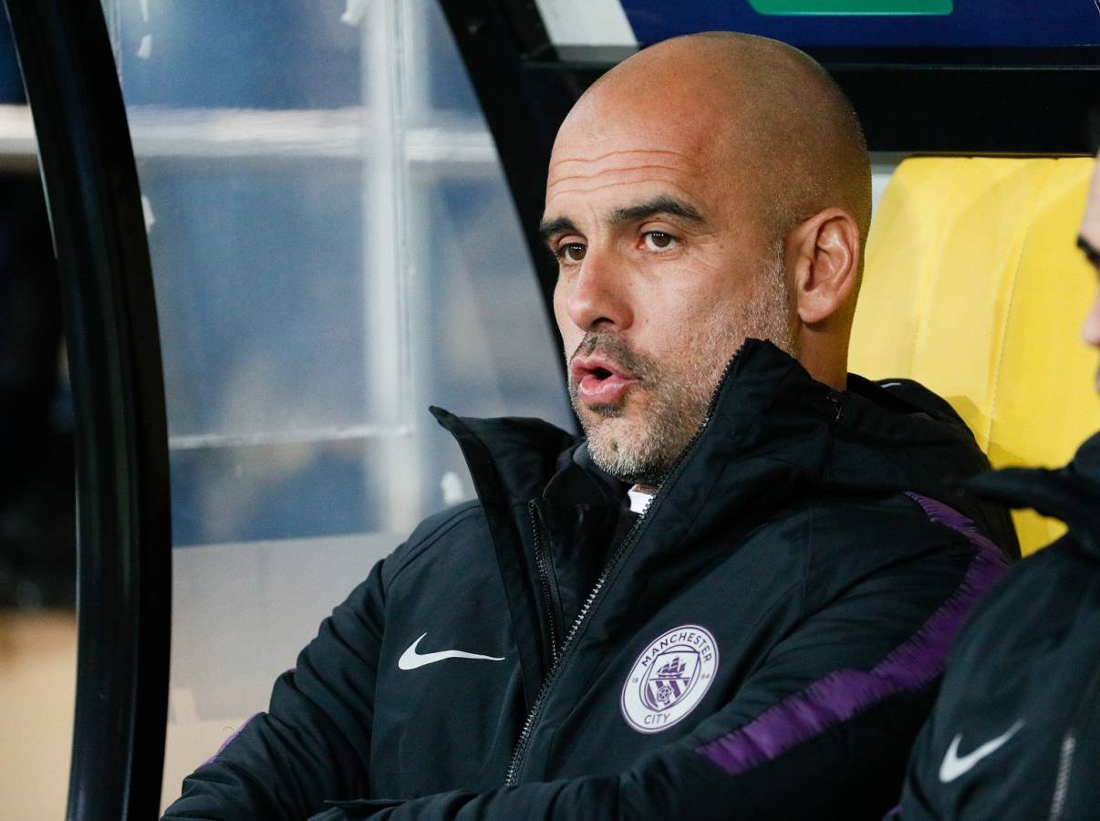 غوارديولا يتفوق على برشلونة في سباق ضم نجم أياكس
