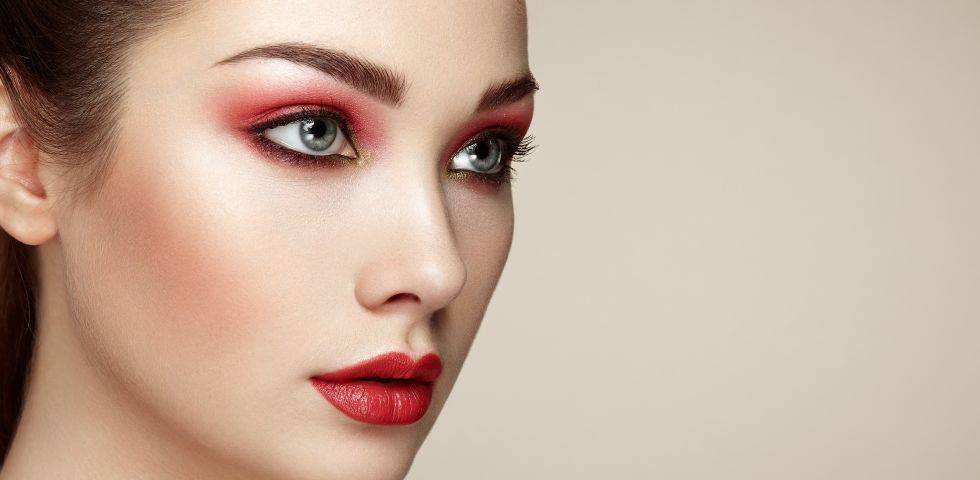 أجدد الصيحات التي عليك اتّباعها لمكياج 2019
