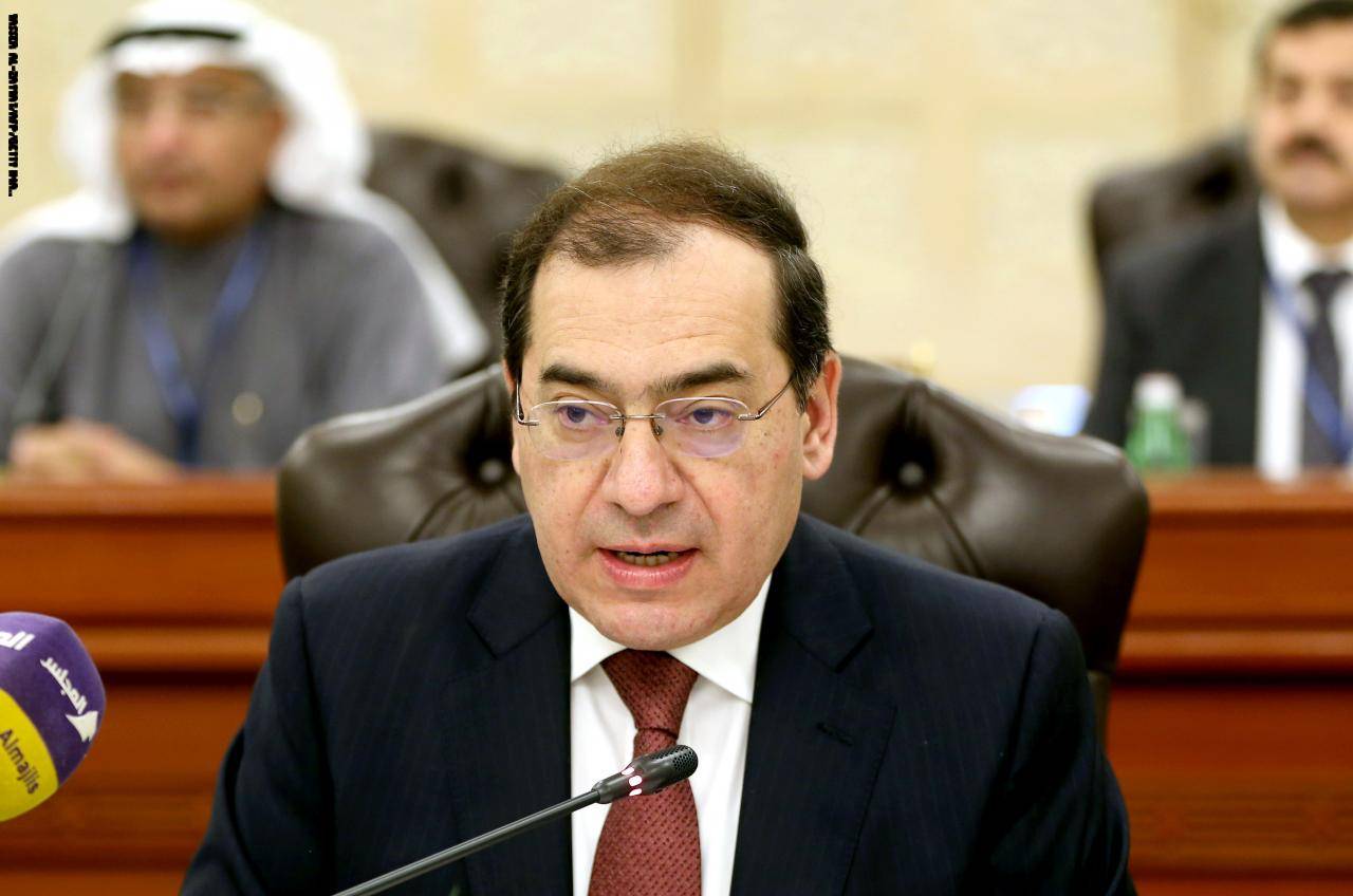 مصر تطرح أول مزايدة تنقيب عن النفط والغاز بالبحر الأحمر