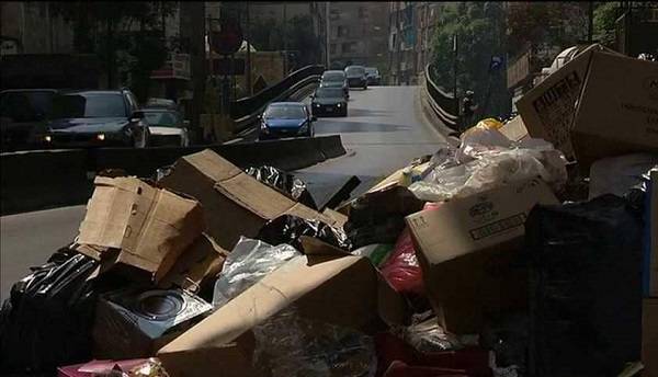 النفايات إلى الواجهة من جديد