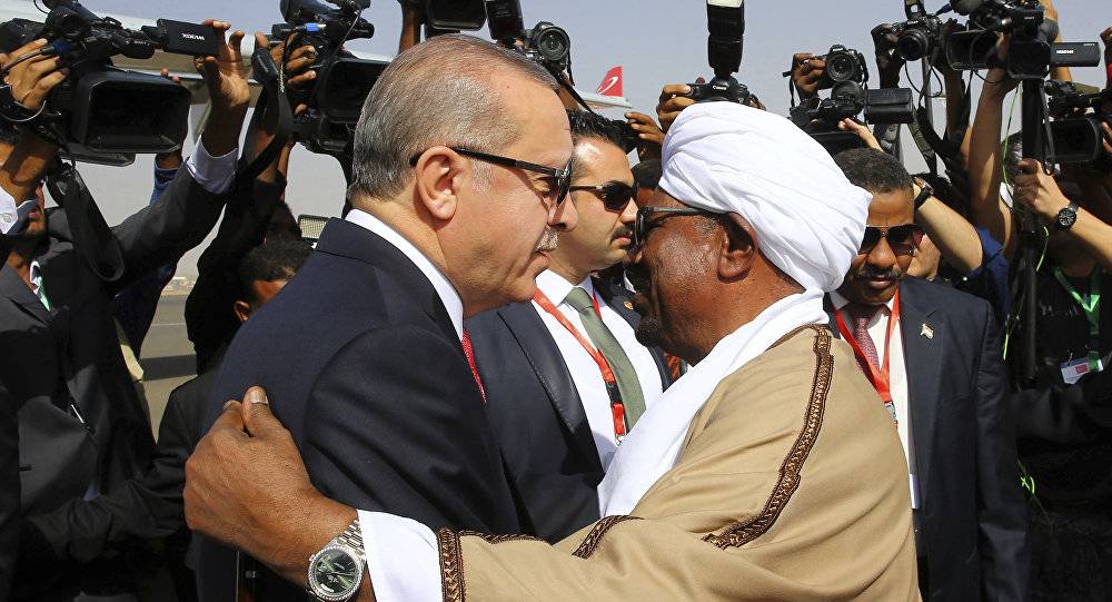 نائب أردوغان يزور سواكن... تركيا تعتزم تنفيذ خطوة "بأقرب وقت ممكن" مع السودان