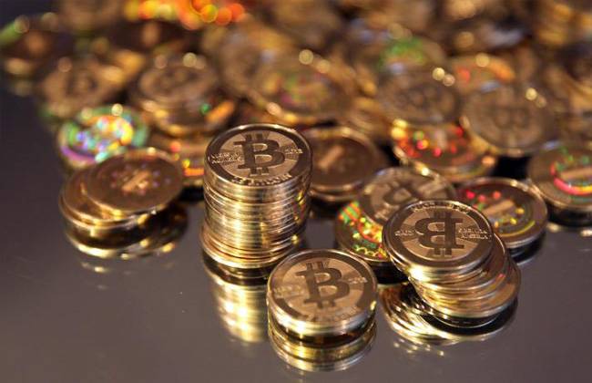 استمرار تراجع البيتكوين وعملات مشفرة أخرى