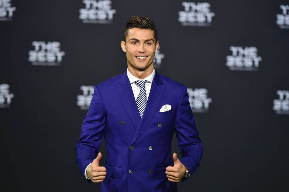 مشجع يتقدم بطلب غريب لكريستيانو رونالدو  في جنازته!