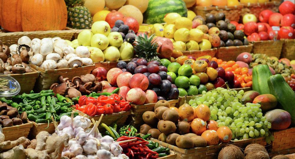دراسة جديدة تكشف عن فائدة الخضار والفاكهة للنساء