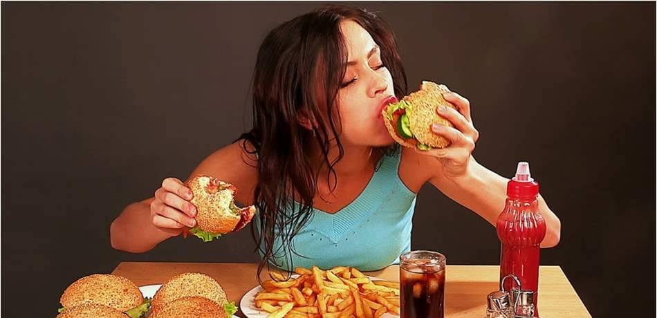 عادات غذائية عليكم تجنبها لحماية نفسكم من السُّمنة