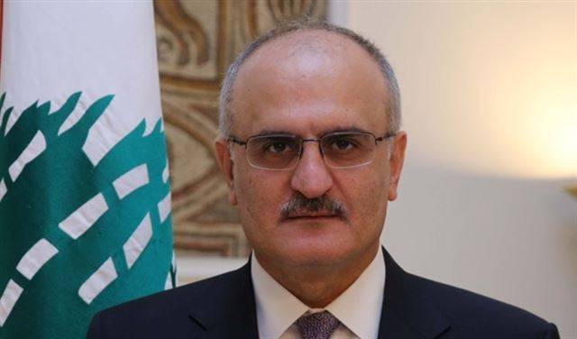 خليل: الازمات الطائفية تخدش الاستقلال