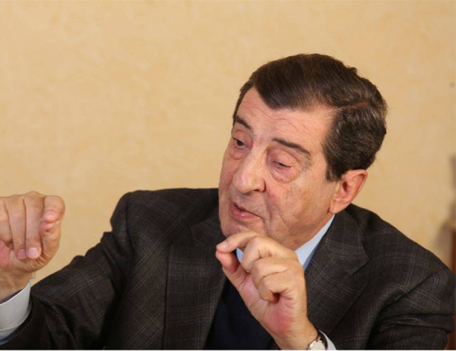 الفرزلي: لحوار مباشر بين الحريري والنواب السنة المستقلين