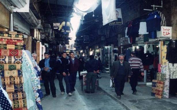 بلدية طرابلس تقطع أرزاق المواطنين في باب التبانة
