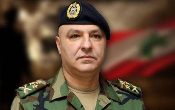 قائد الجيش للعسكريين في «أمر اليوم» : الحالة الضبابيّة تحتم

البقاء في أعلى درجات اليقظة والإستعداد لمواجهة التحديّات