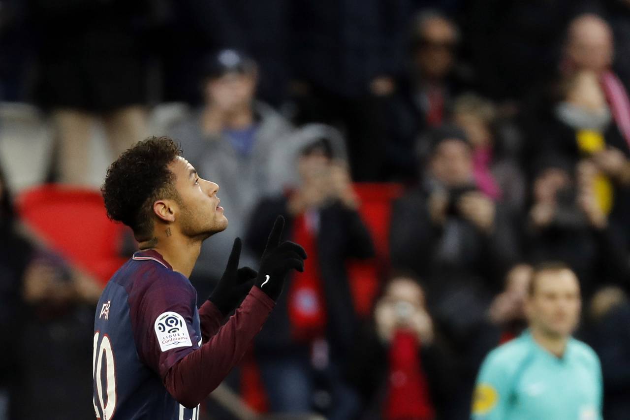 برشلونة يلتقي والد نيمار