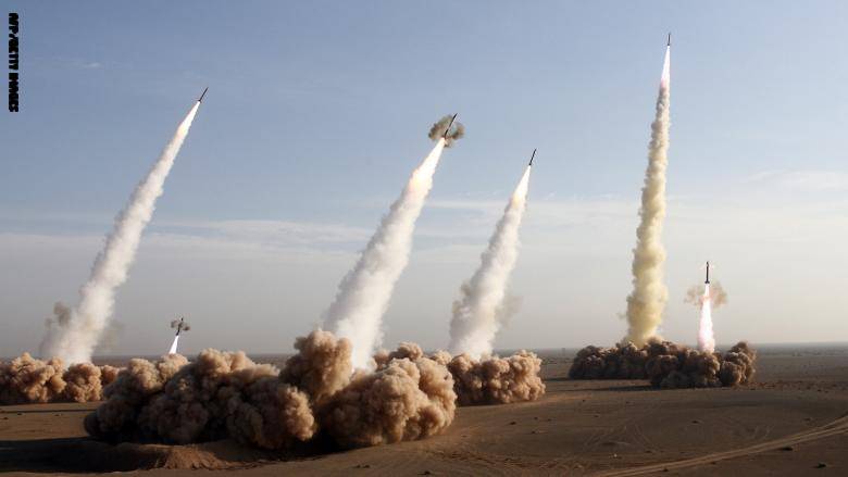 قائد بالحرس الثوري الإيراني: قواعد أمريكا بالمنطقة أهداف سهلة لصواريخنا