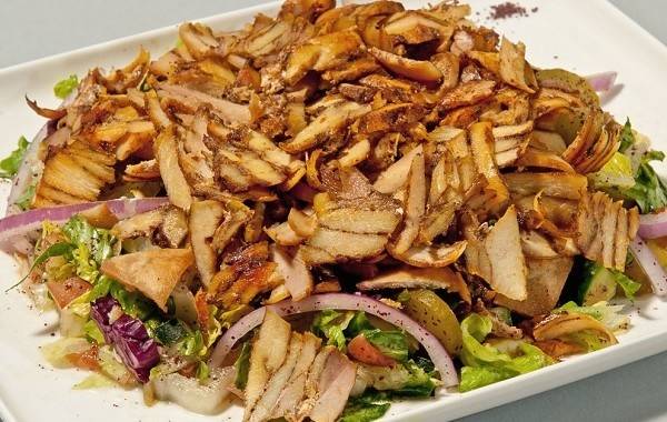 شاورما خطرة في موسكو والأخيرة تعلن الحرب