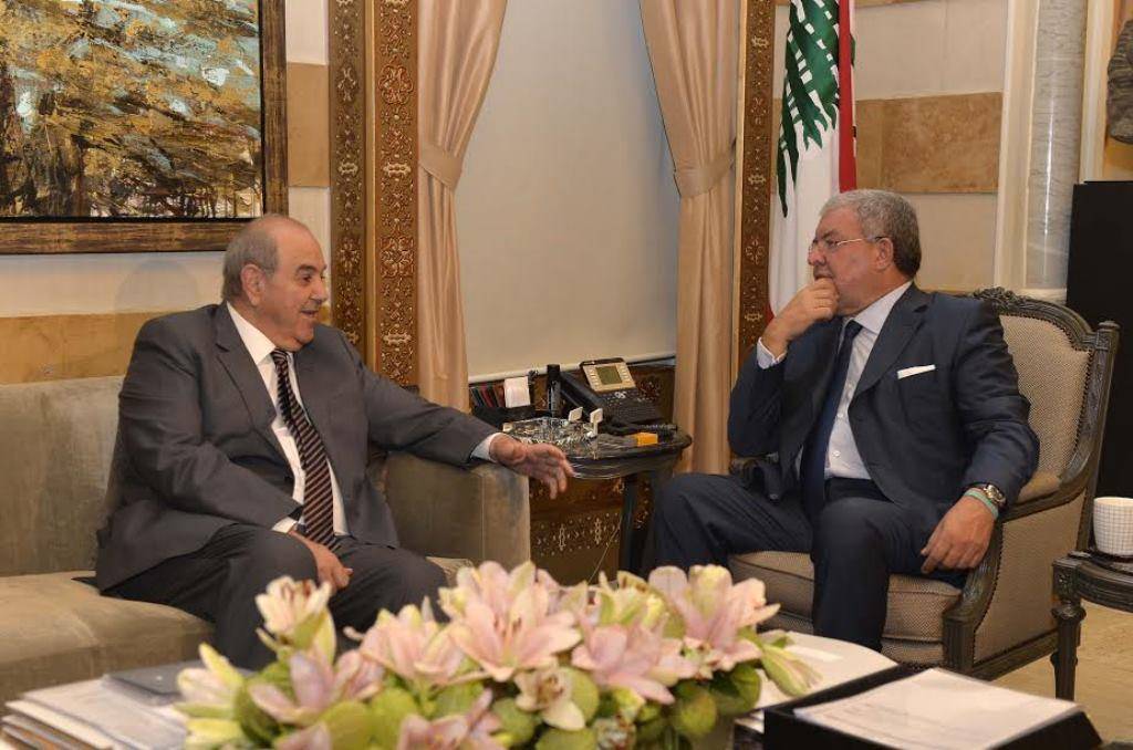المشنوق ناقش مع علاوي وآلان عون التطورات في لبنان والمنطقة