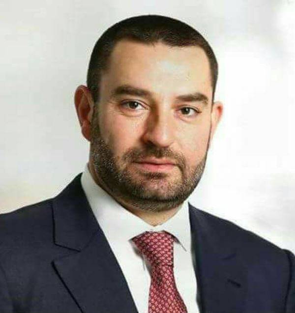 عازار جال على الادارات الرسمية في سراي جزين