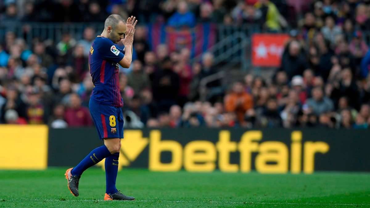 إنييستا يفتح النار: مورينيو سبب العداء بين لاعبي برشلونة وريال مدريد