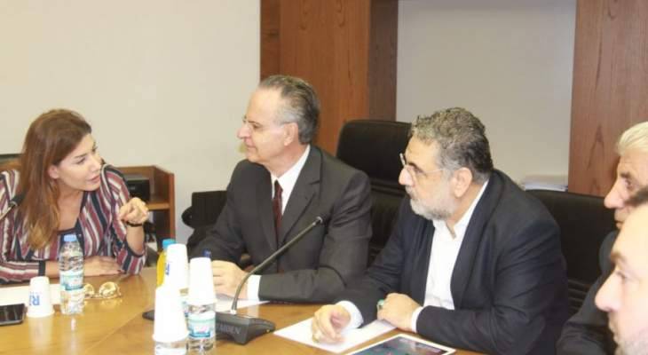 الموسوي أعلن تبنيه مقاربة رئيس إدارة المناقصات العمومية للأزمة القائمة