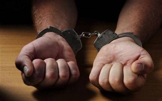 انذار وتوقيف عدد من السوريين

المخالفين لنظام الاقامة