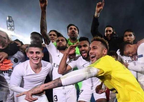 نيمار يهز الشباك ويترك آمال ليفربول معلقة