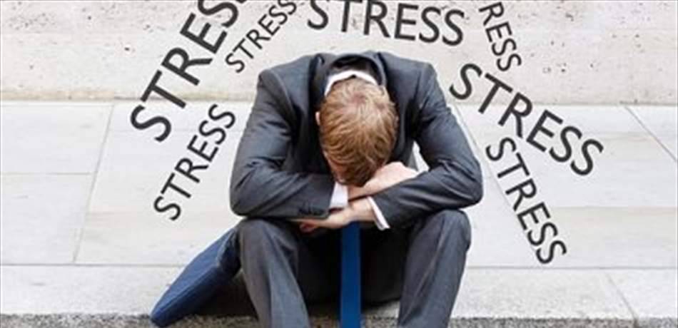 هكذا يؤثر التوتر على جلد الإنسان