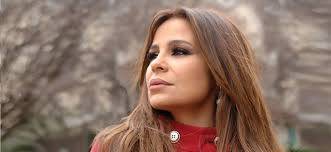 كارول سماحة تحتفل مبكراً بالكريسماس.. وغياب زوجها يثير الحيرة