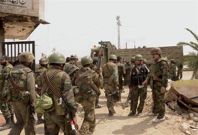 الإرهابيون يحفرون أنفاقا داخل بلده كفرزيتا ومورك.. والجيش السوري لهم بالمرصاد