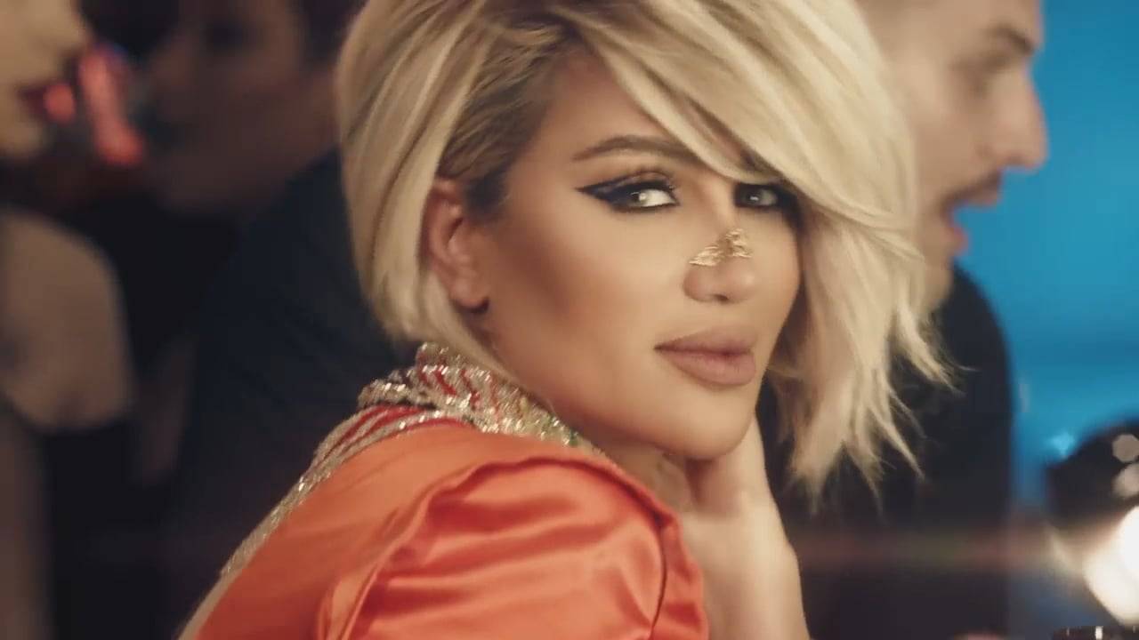 مايا دياب في مهمة إنسانية