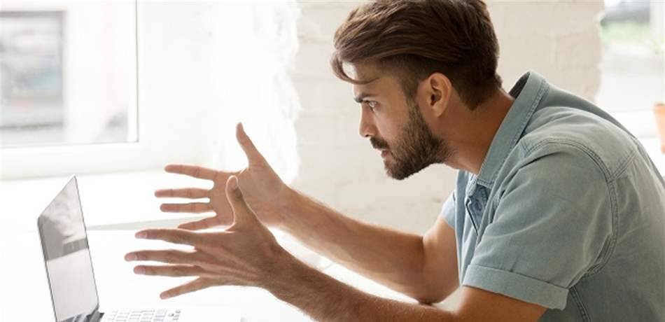 وسواس الإنترنت القهري وتأثيره على مستخدمي الإنترنت في لبنان