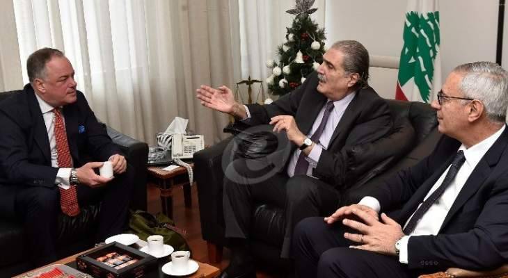جريصاتي: لبنان لا يقبل بأن يكون ممرا لأي طائرات أو صواريخ تمر من أرضه لقصف مواقع في سوريا