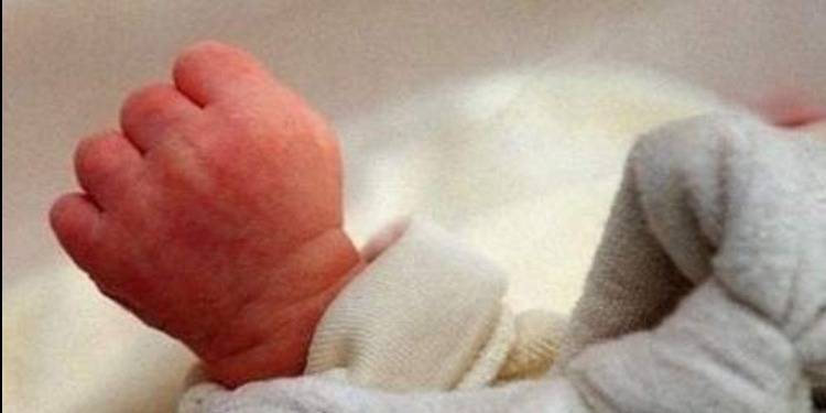 في لبنان: أنجبتها ليلاً... ورمتها في مكب النفايات صباحاً..