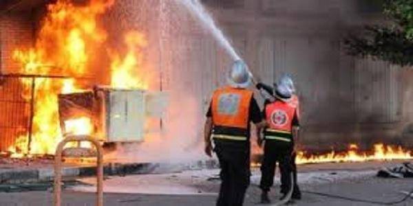 إخماد حريق داخل متجر لبيع المأكولات في جونية
