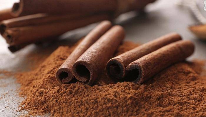 تعرفوا إلى فوائد القرفة المذهلة: محاربة الفطريات ومساعدة الهضم